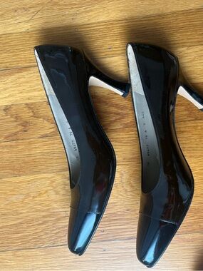 Black and brown Salvador Ferragamo Patent Women's Mid-Heel Pumps